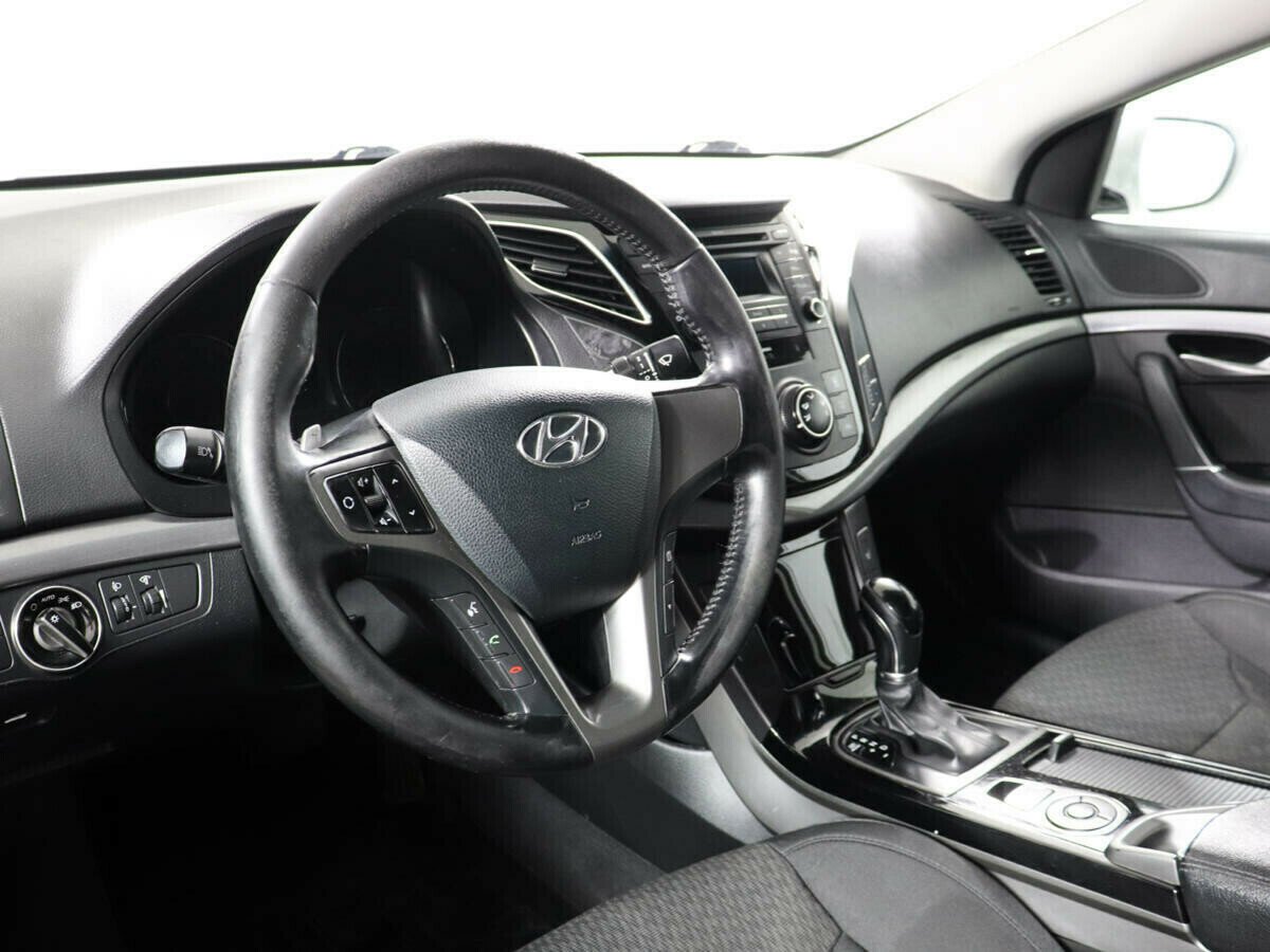 Hyundai i40, 2.0 л, АТ, 2015 фото 1