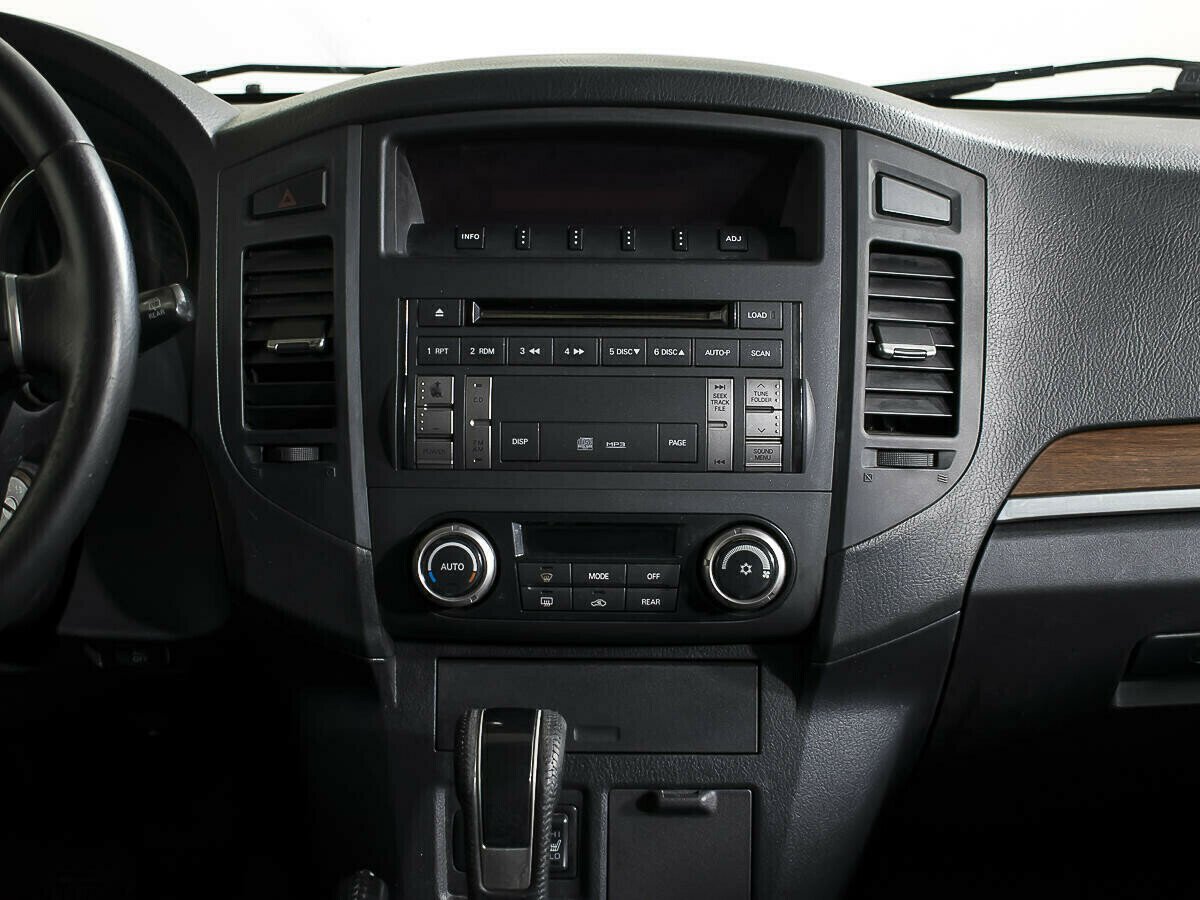 Mitsubishi Pajero, 3.0 л, АТ, 2008 фото 8
