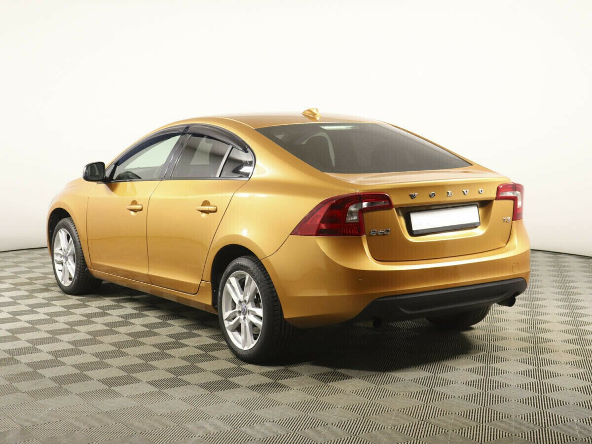 Volvo S60 1.6 РКПП, 2012, 132 000 км фото 3