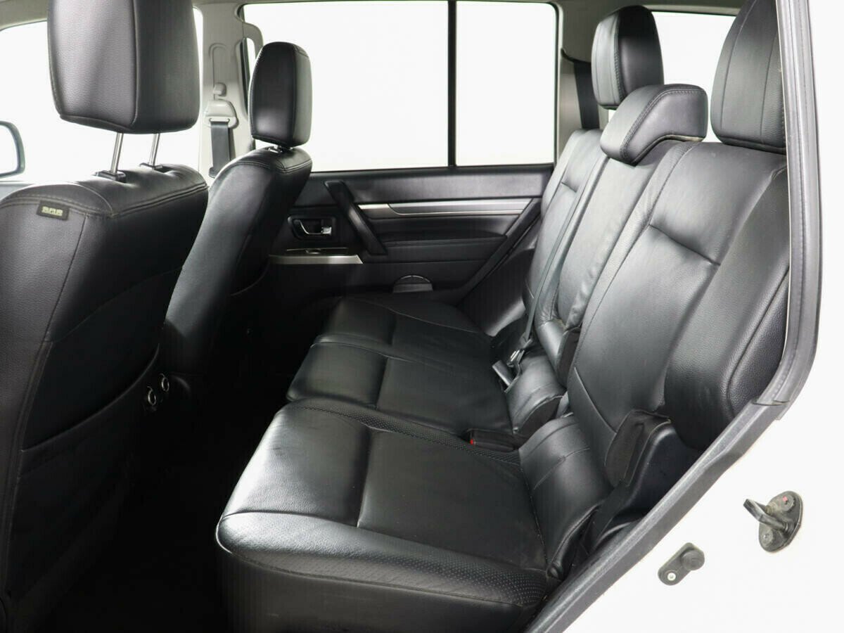 Mitsubishi Pajero, 3.0 л, АТ, 2012 фото 9