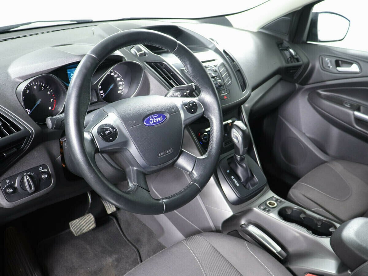 Ford Kuga, 2.5 л, АТ, 2016 фото 8