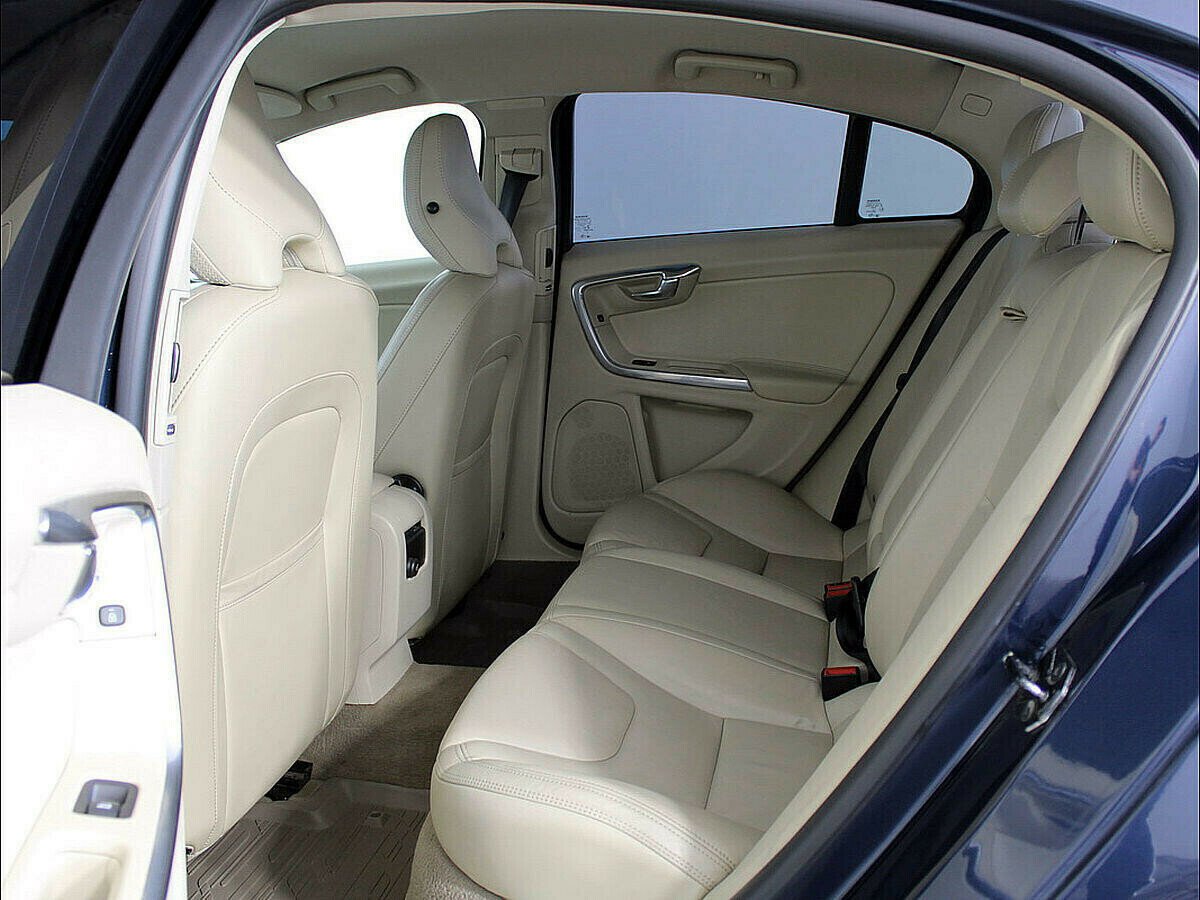 Volvo S60 1.6 РКПП, 2013, 121 000 км фото 7