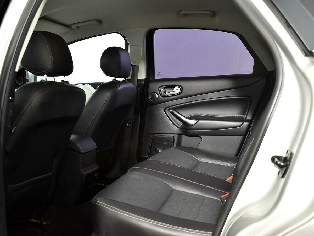 Ford Mondeo, 2.3 л, АТ, 2010 фото 1