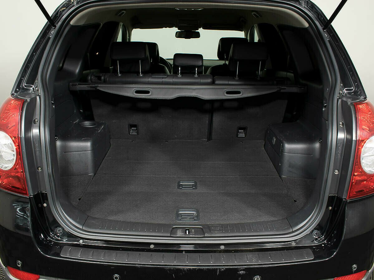 Chevrolet Captiva, 3.2 л, АТ, 2008 фото 1