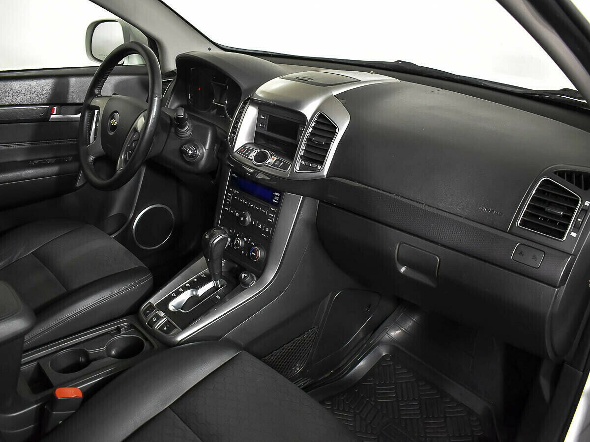 Chevrolet Captiva, 2.4 л, АТ, 2013 фото 10