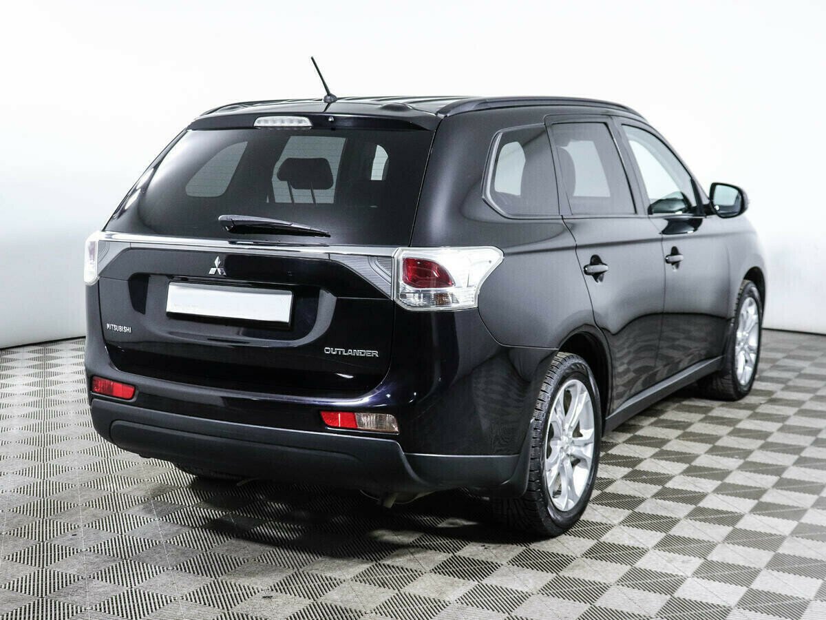 Mitsubishi Outlander, 2.4 л, Вариатор, 2012 фото 4