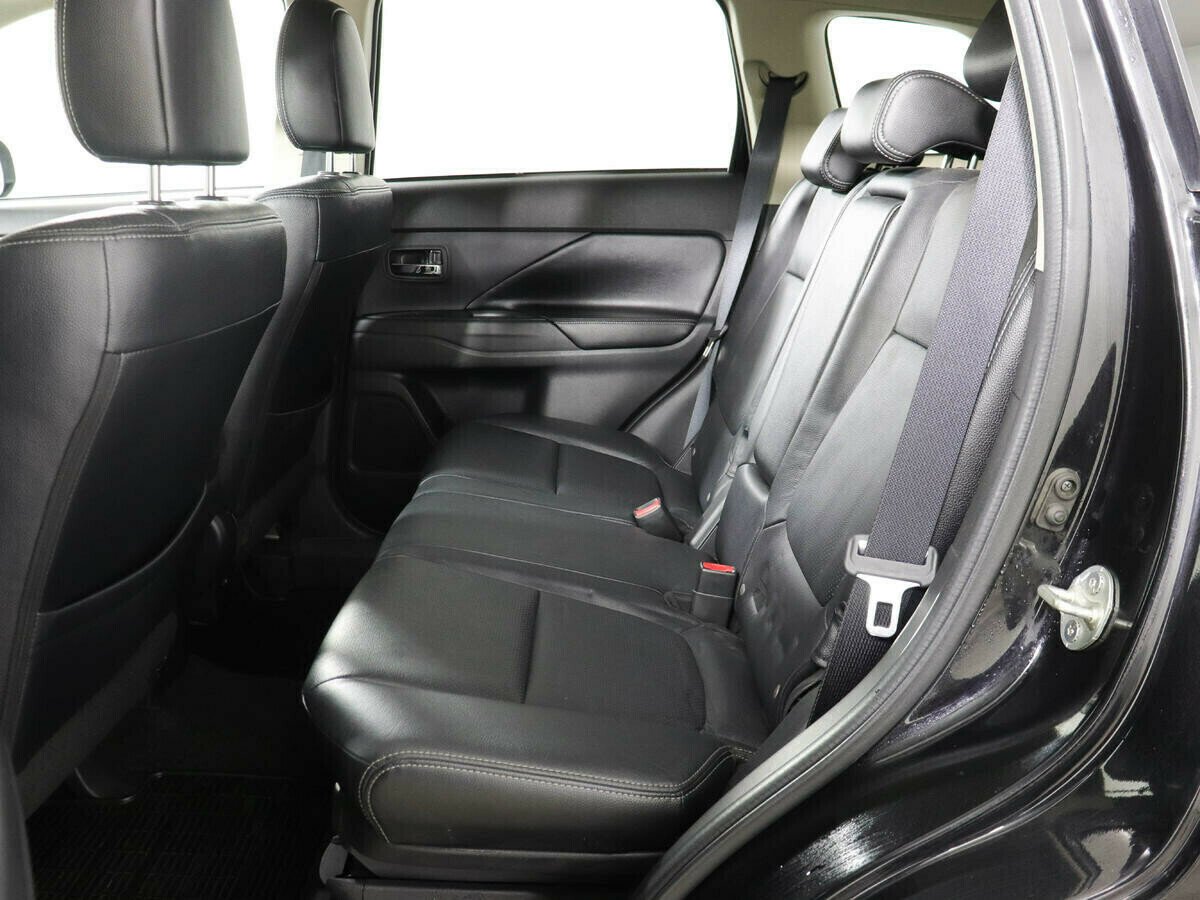 Mitsubishi Outlander, 2.4 л, Вариатор, 2012 фото 8