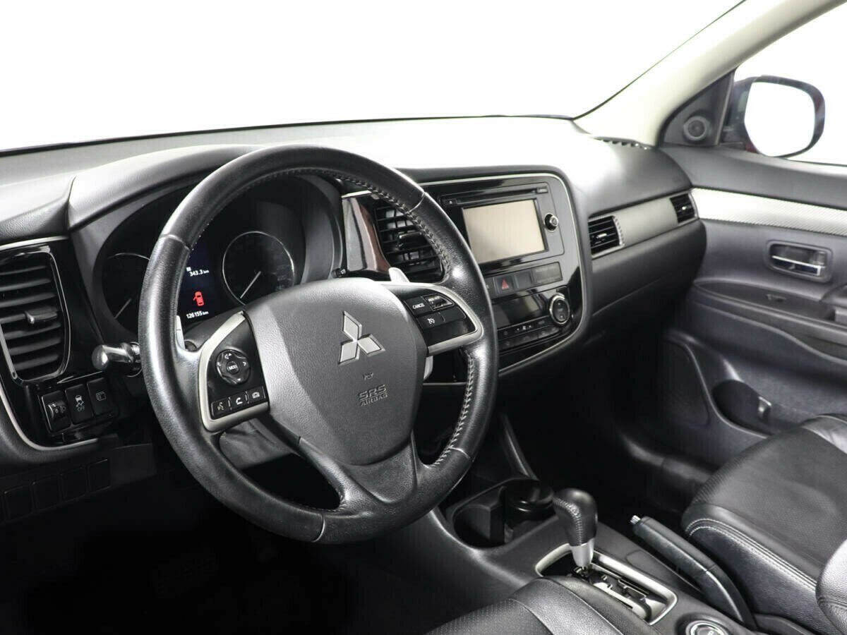Mitsubishi Outlander, 2.0 л, Вариатор, 2014 фото 10