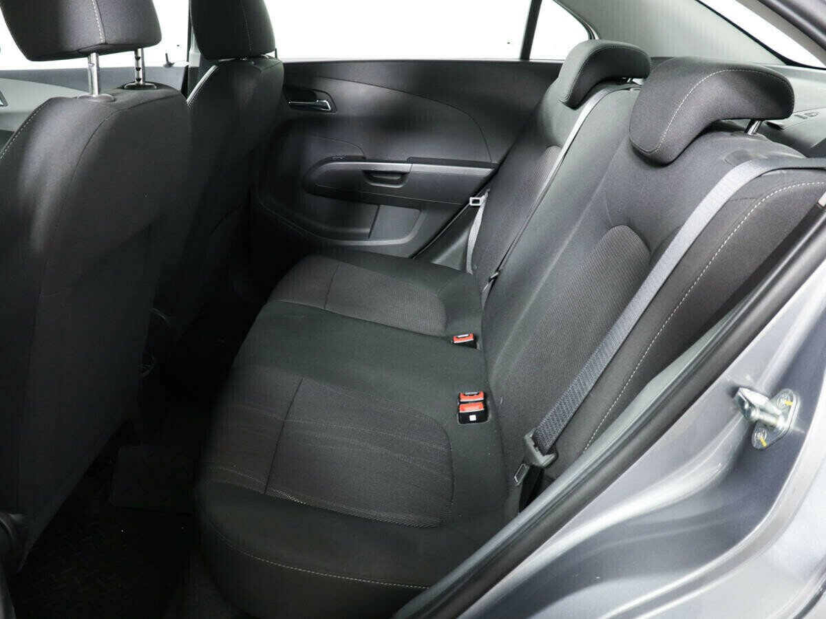 Chevrolet Aveo, 1.6 л, МТ, 2015 фото 1