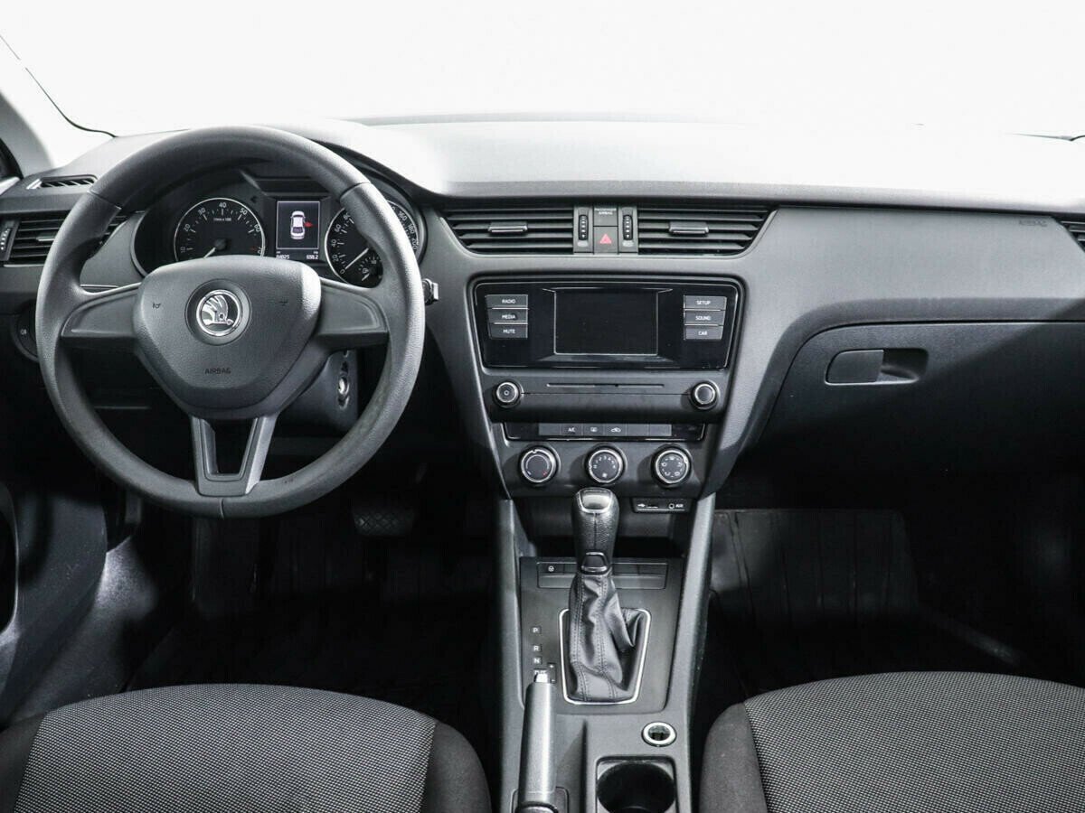 Skoda Octavia, 1.6 л, АТ, 2015 фото 1