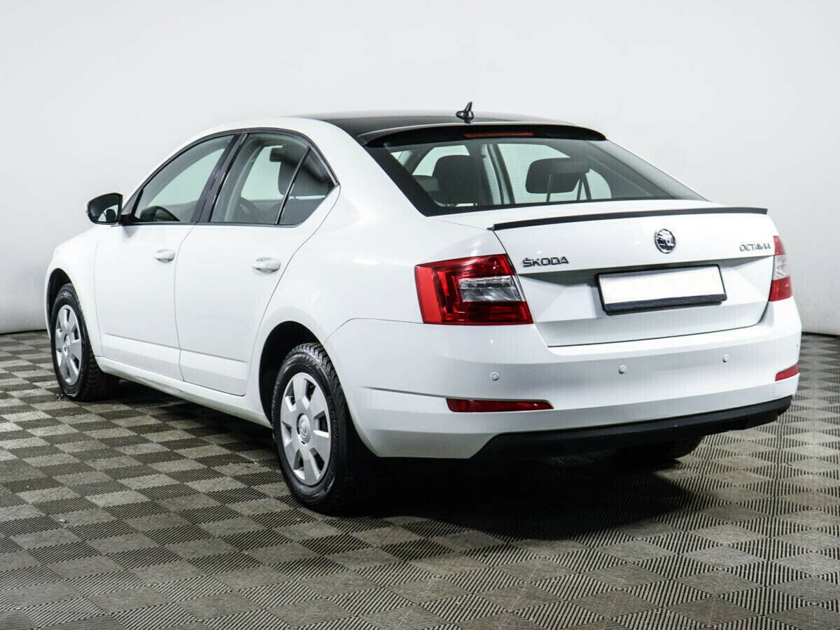 Skoda Octavia, 1.6 л, АТ, 2015 фото 5