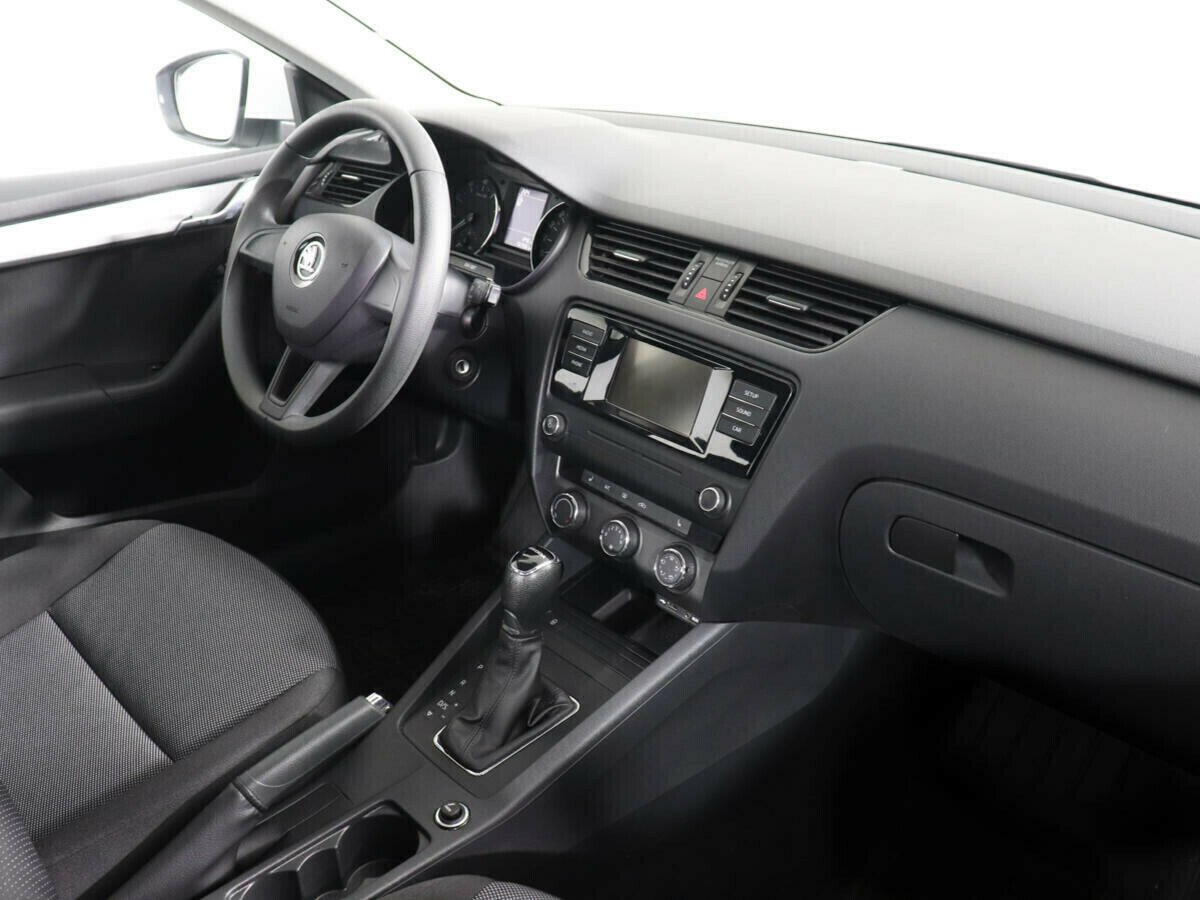 Skoda Octavia, 1.6 л, АТ, 2015 фото 8