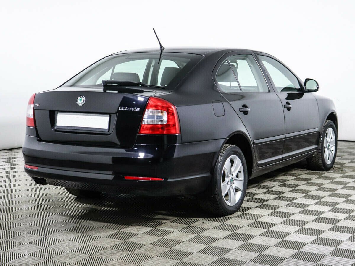 Skoda Octavia, 1.8 л, Робот, 2011 фото 6