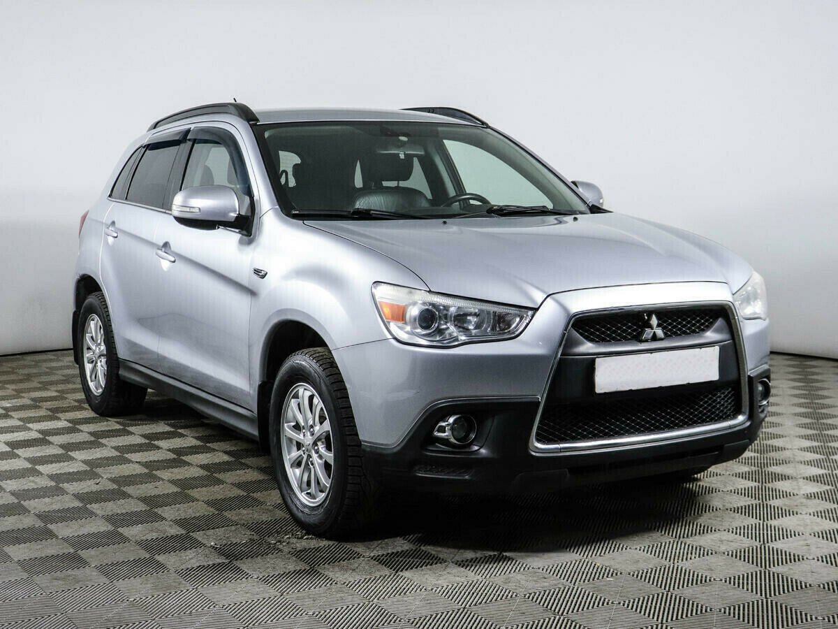 Mitsubishi ASX, 1.8 л, Вариатор, 2011 фото 4