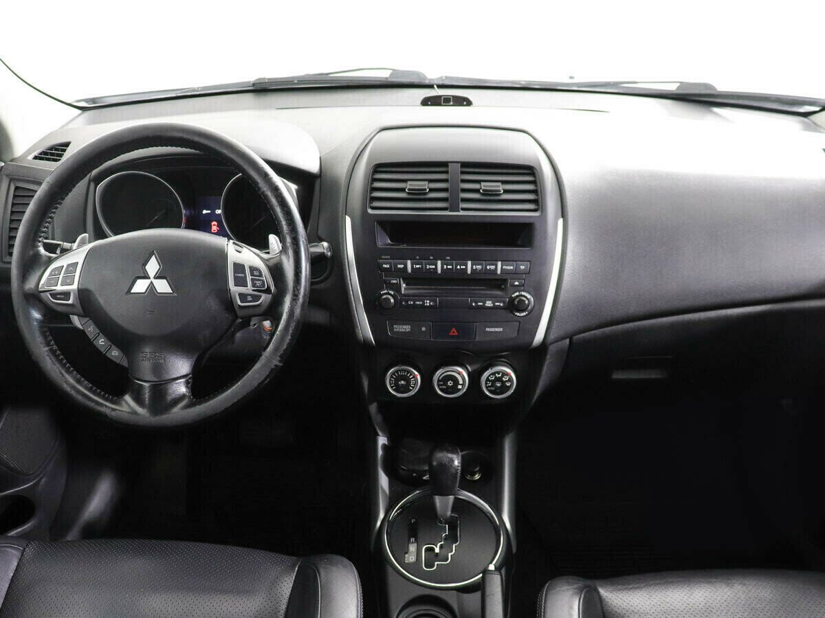 Mitsubishi ASX, 1.8 л, Вариатор, 2011 фото 2