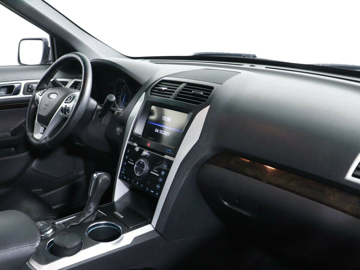 Ford Explorer, 3.5 л, АТ, 2012 фото 8