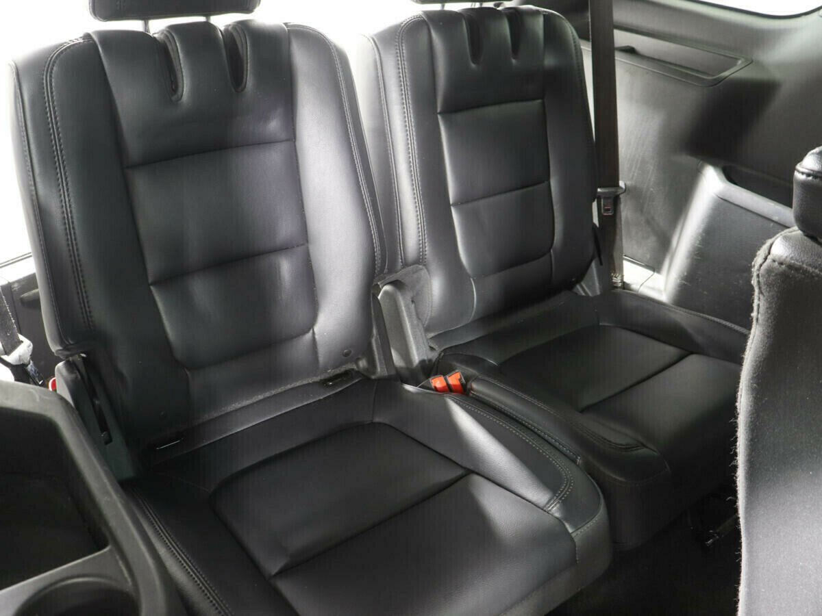 Ford Explorer, 3.5 л, АТ, 2012 фото 1