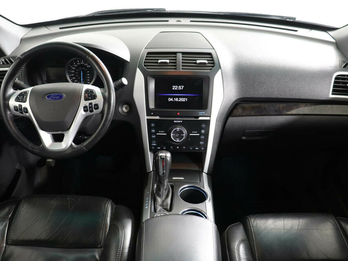 Ford Explorer, 3.5 л, АТ, 2012 фото 7