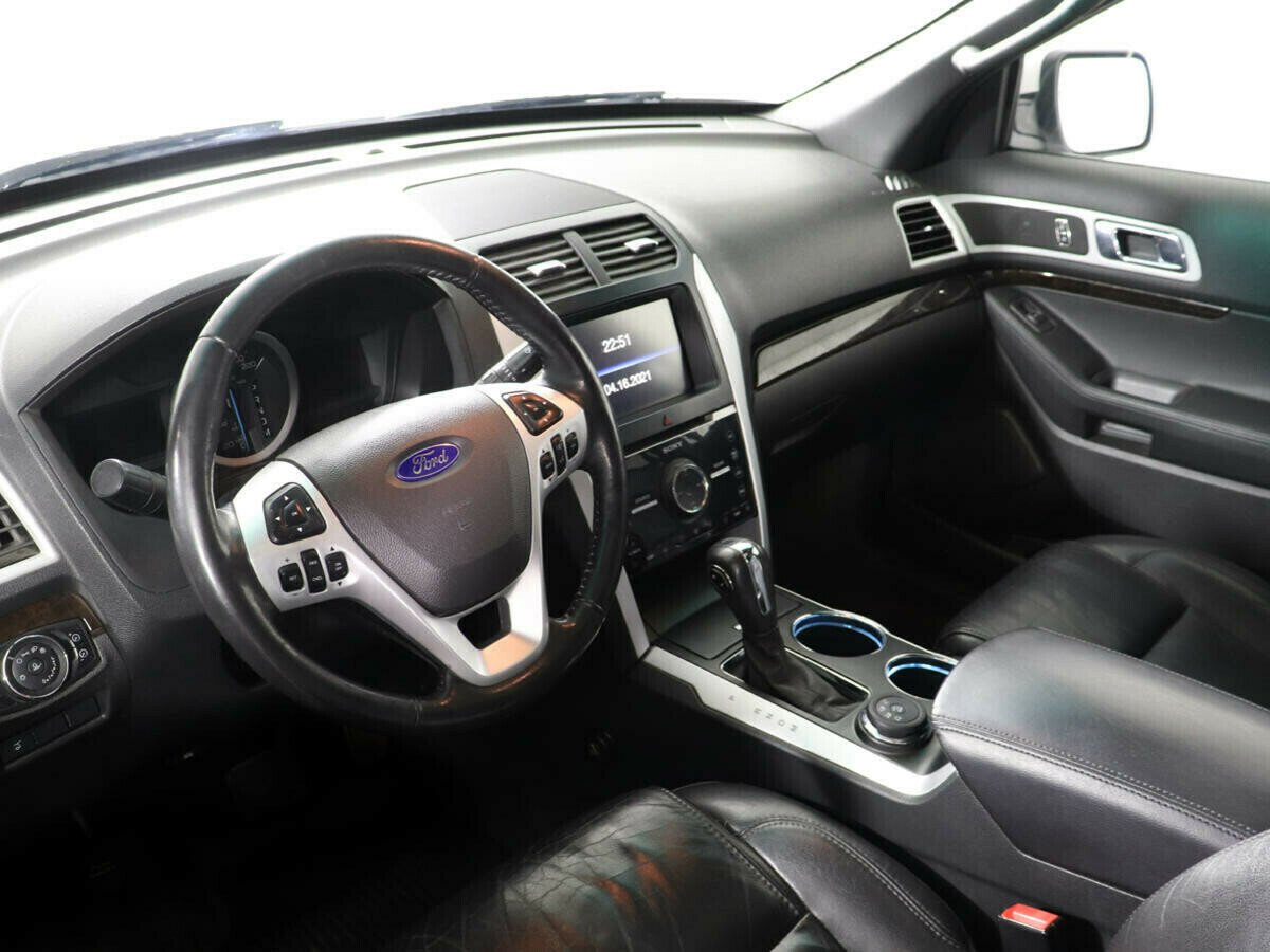 Ford Explorer, 3.5 л, АТ, 2012 фото 10