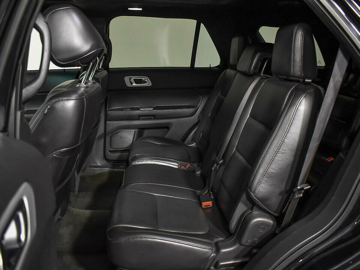 Ford Explorer, 3.5 л, АТ, 2013 фото 8