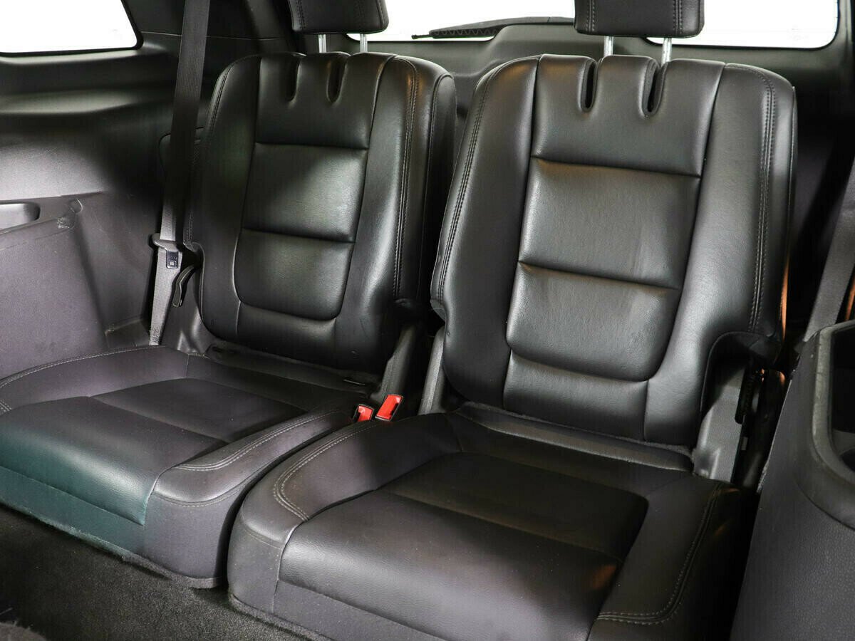 Ford Explorer, 3.5 л, АТ, 2015 фото 2