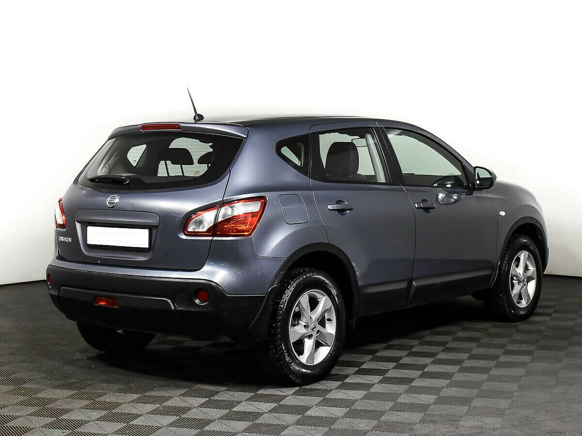 Nissan Qashqai, 2.0 л, Вариатор, 2010 фото 5