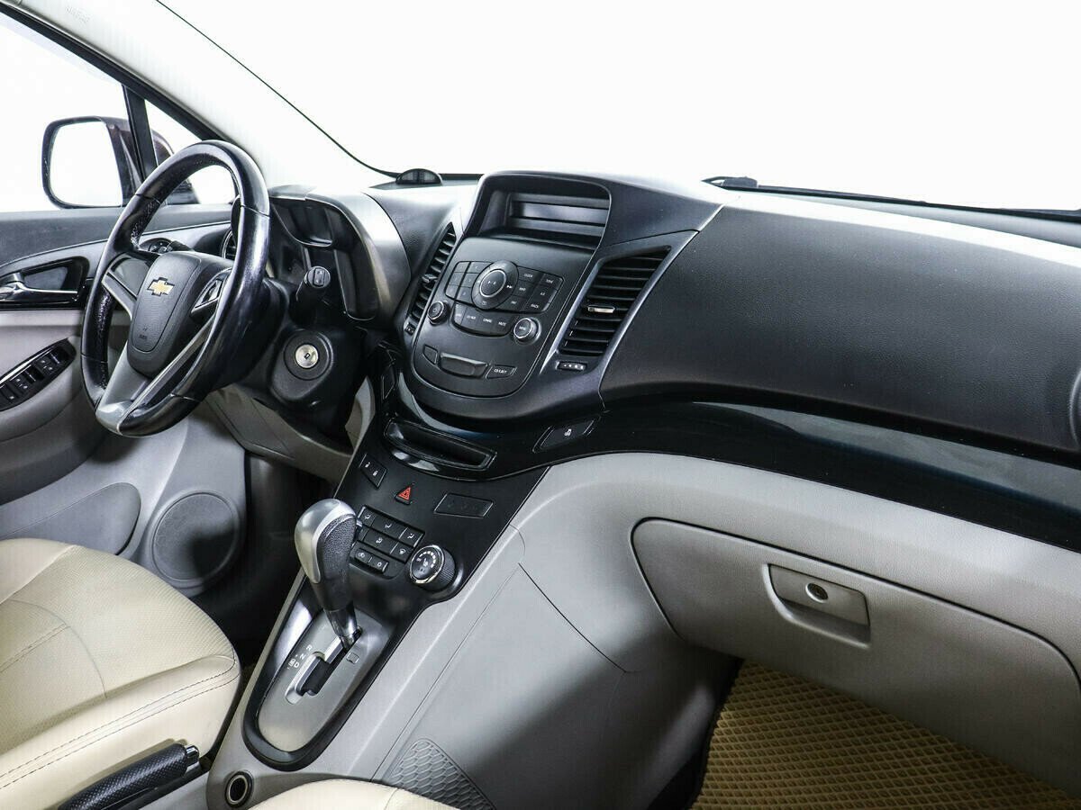 Chevrolet Orlando, 1.8 л, АТ, 2012 фото 8