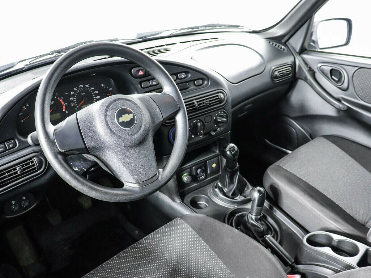 Chevrolet Niva, 1.7 л, МТ, 2016 фото 7