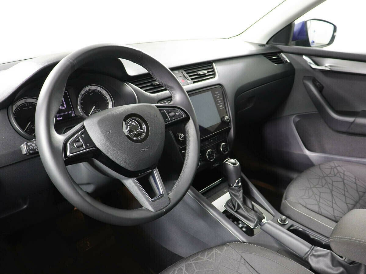 Skoda Octavia, 1.8 л, Робот, 2018 фото 2