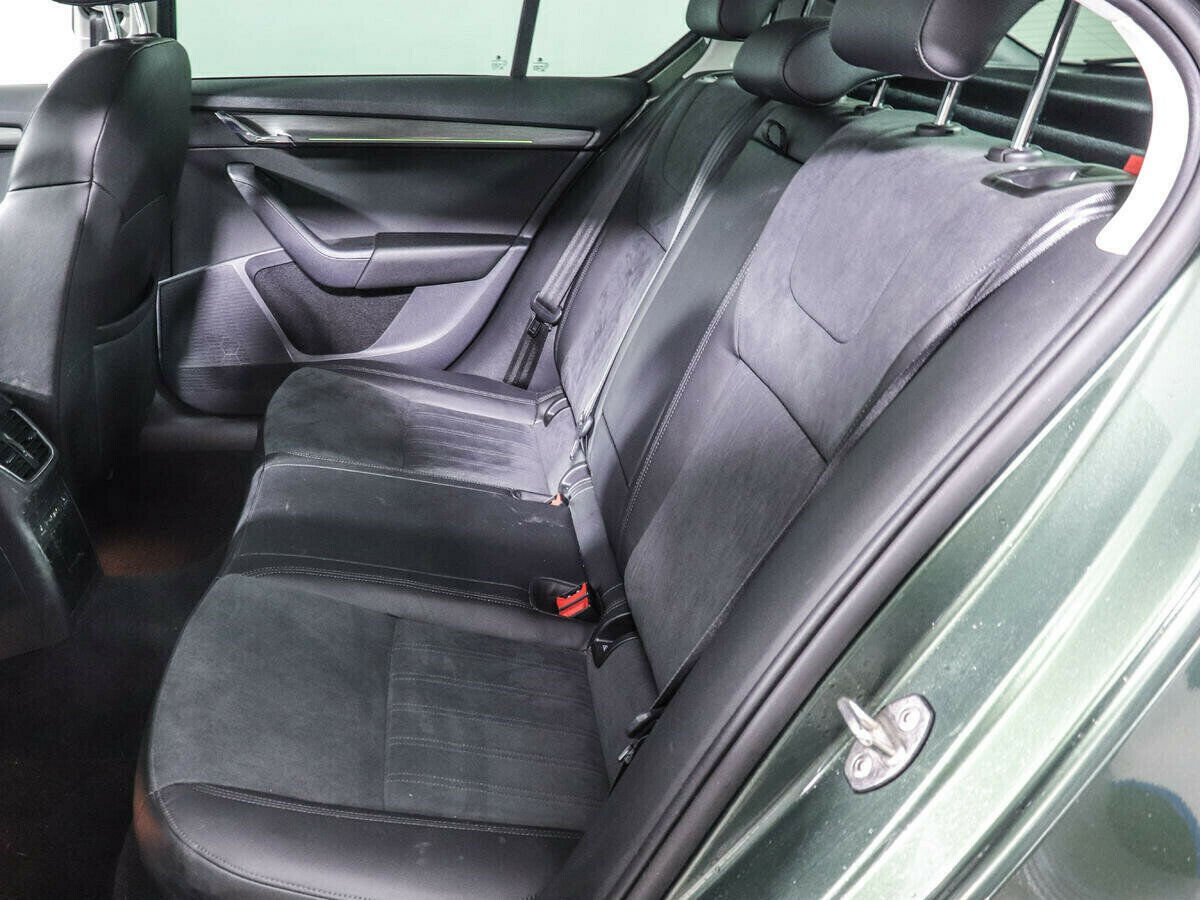 Skoda Octavia, 1.8 л, Робот, 2017 фото 1