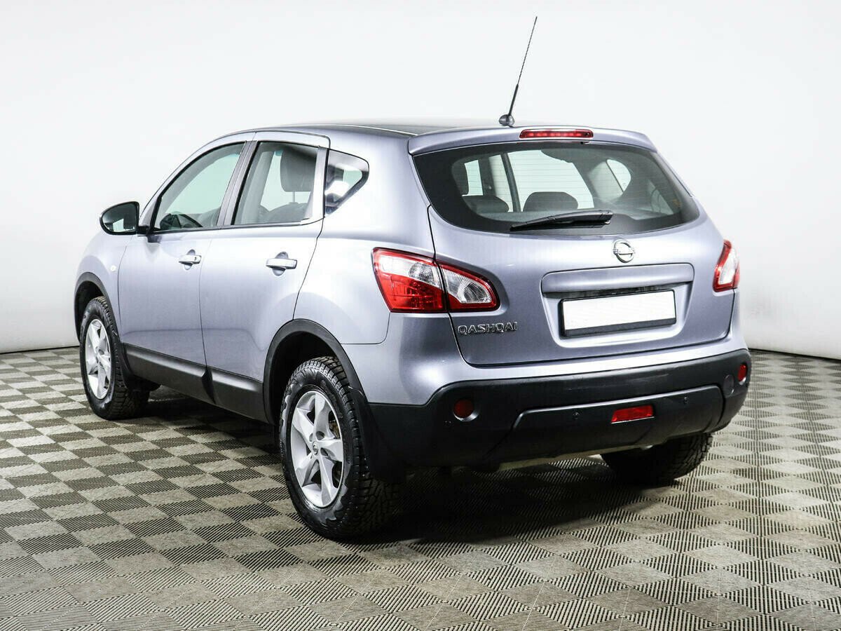 Nissan Qashqai, 2.0 л, Вариатор, 2011 фото 6