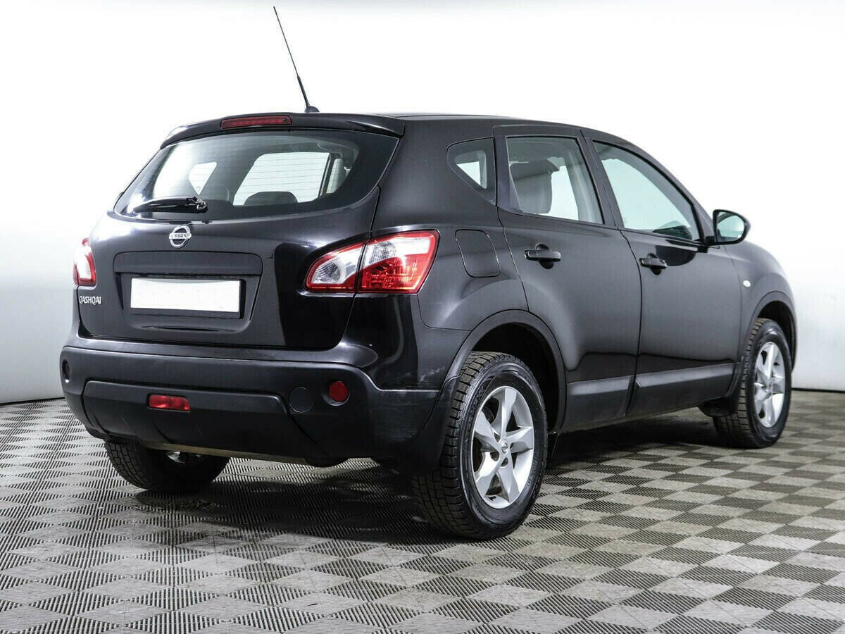 Nissan Qashqai, 2.0 л, Вариатор, 2012 фото 5