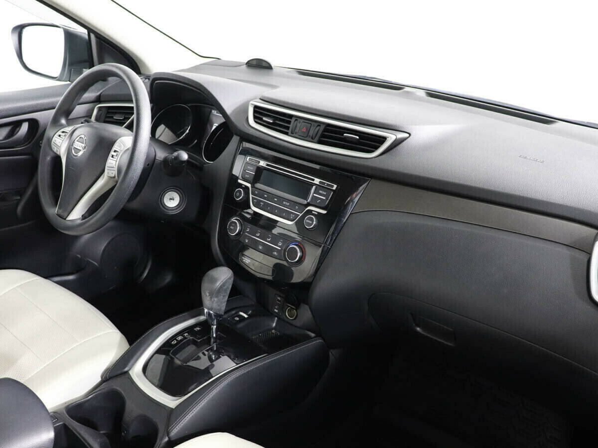 Nissan Qashqai, 2.0 л, Вариатор, 2016 фото 2