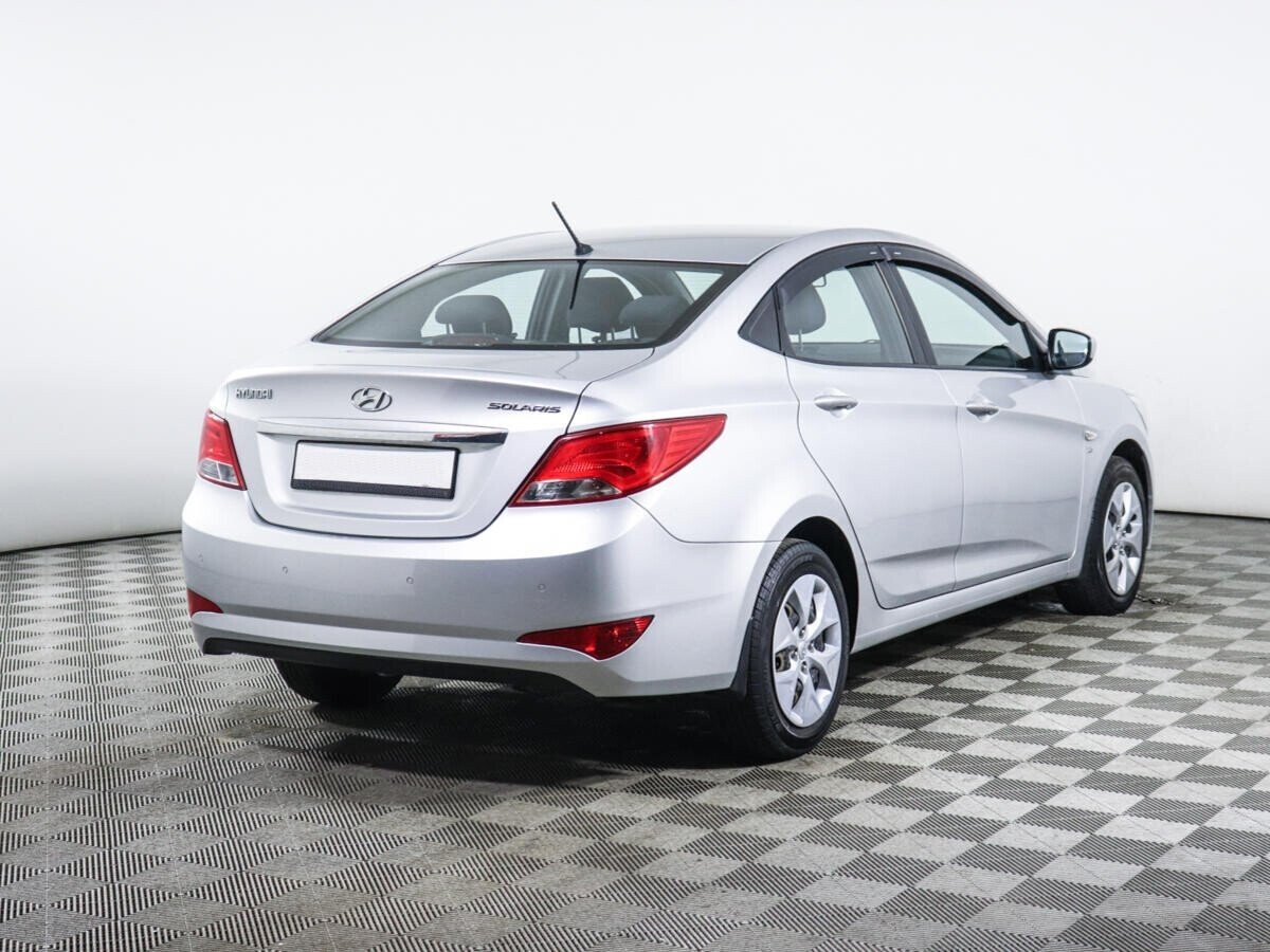 Hyundai Solaris 1.6 МКПП, 2015, 107 000 км фото 2