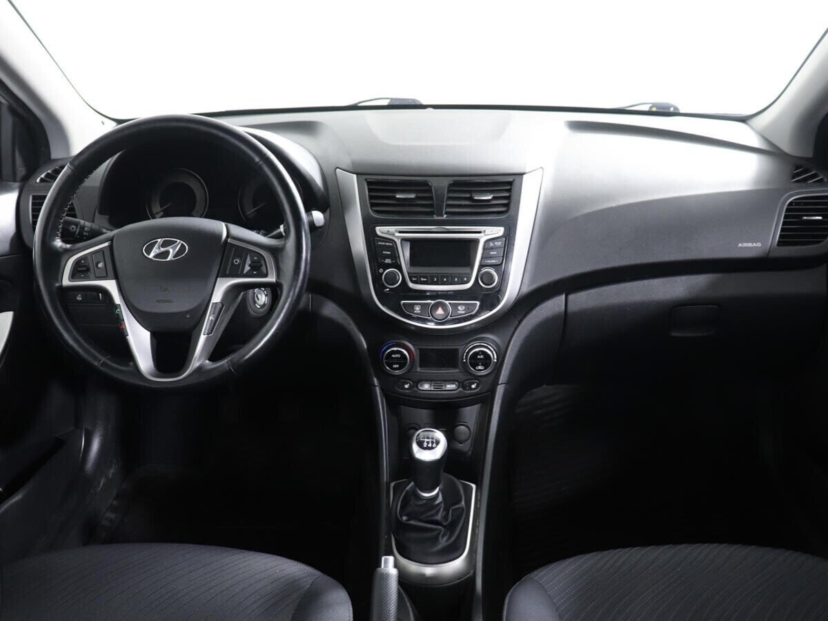 Hyundai Solaris 1.6 МКПП, 2015, 107 000 км фото 6