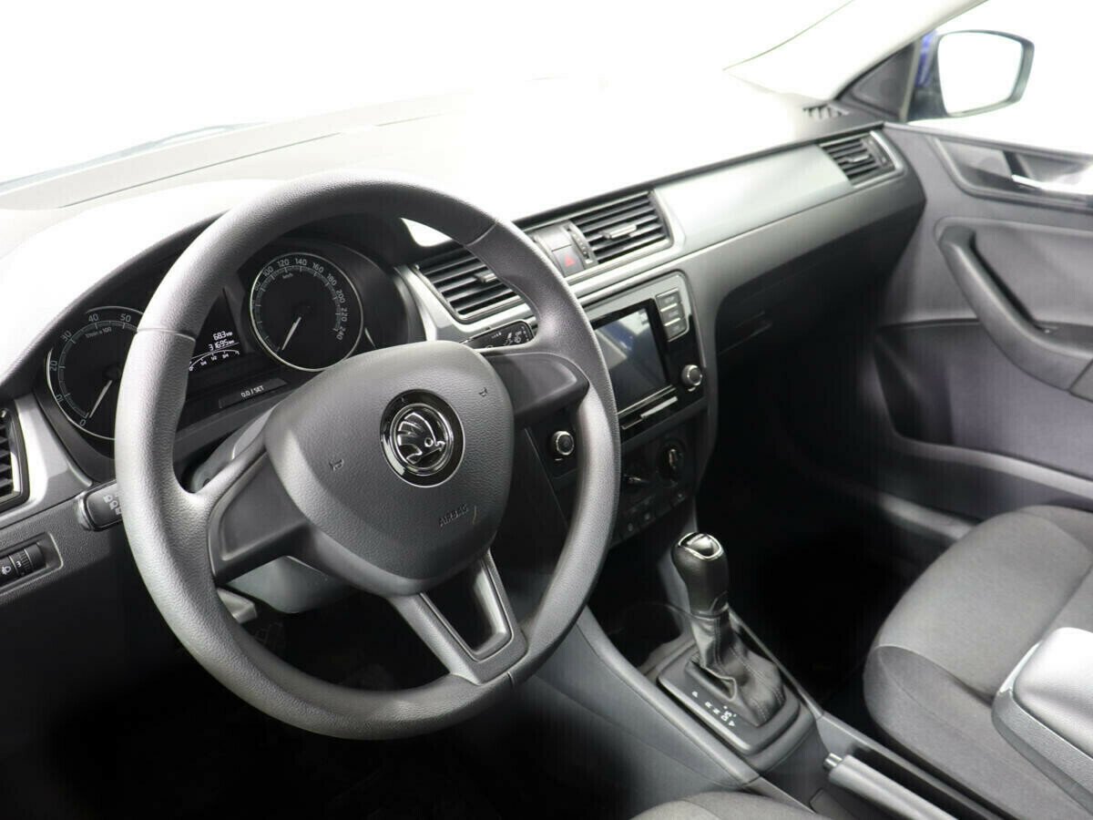 Skoda Rapid, 1.6 л, АТ, 2018 фото 2