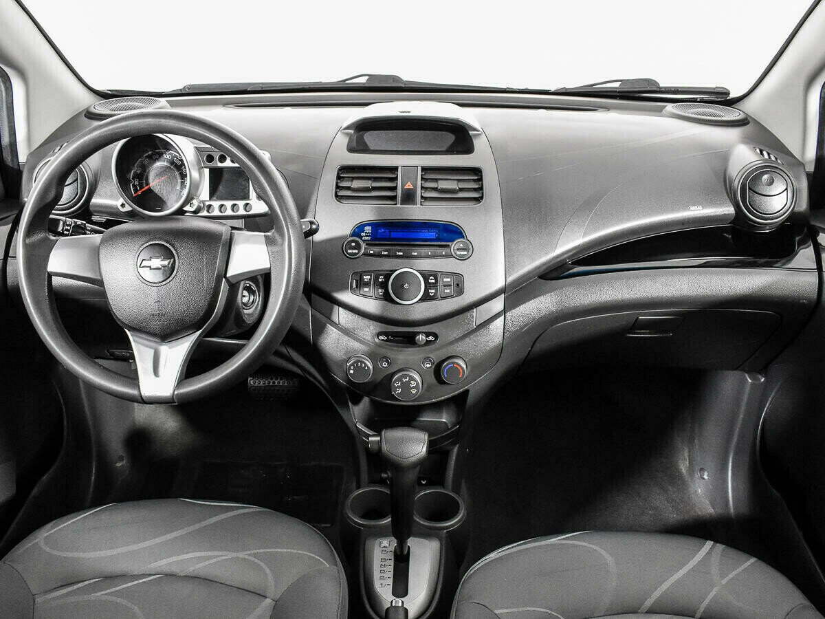 Chevrolet Spark, 1.0 л, АТ, 2011 фото 2