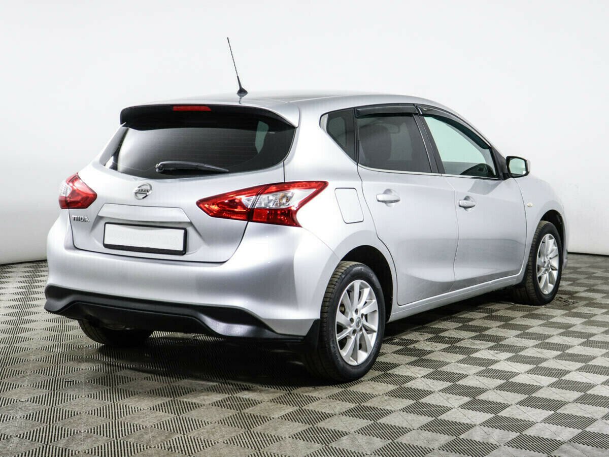 Nissan Tiida, 1.6 л, Вариатор, 2015 фото 4