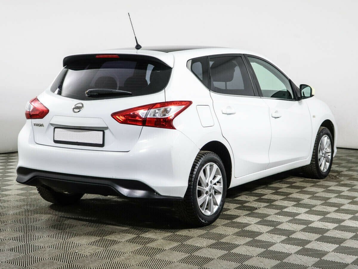 Nissan Tiida, 1.6 л, Вариатор, 2015 фото 4