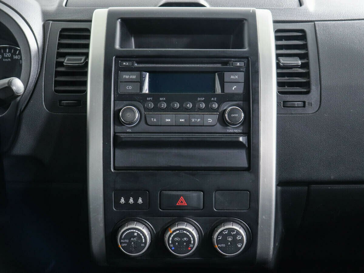 Nissan X-Trail, 2.0 л, Вариатор, 2014 фото 1