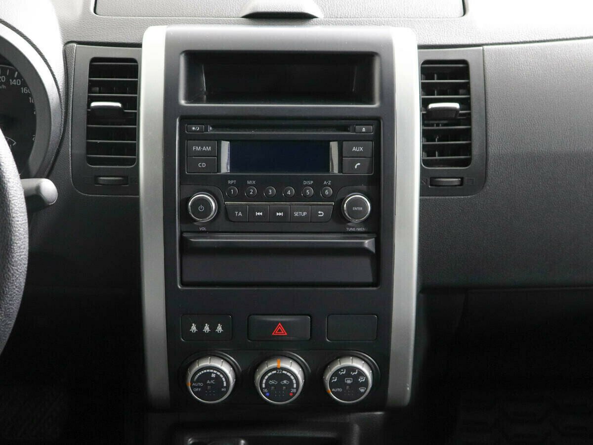 Nissan X-Trail, 2.5 л, Вариатор, 2013 фото 2