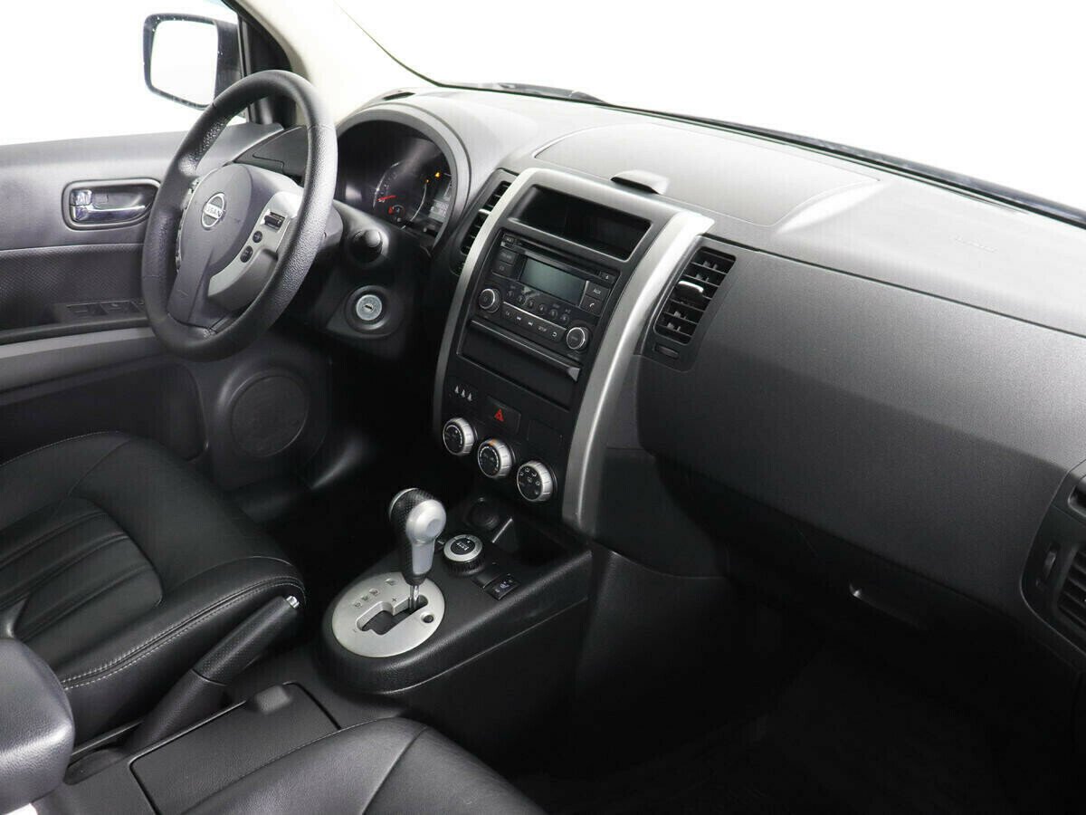 Nissan X-Trail, 2.5 л, Вариатор, 2013 фото 1