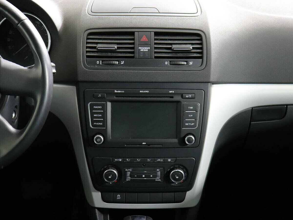 Skoda Yeti, 1.2 л, Робот, 2012 фото 8