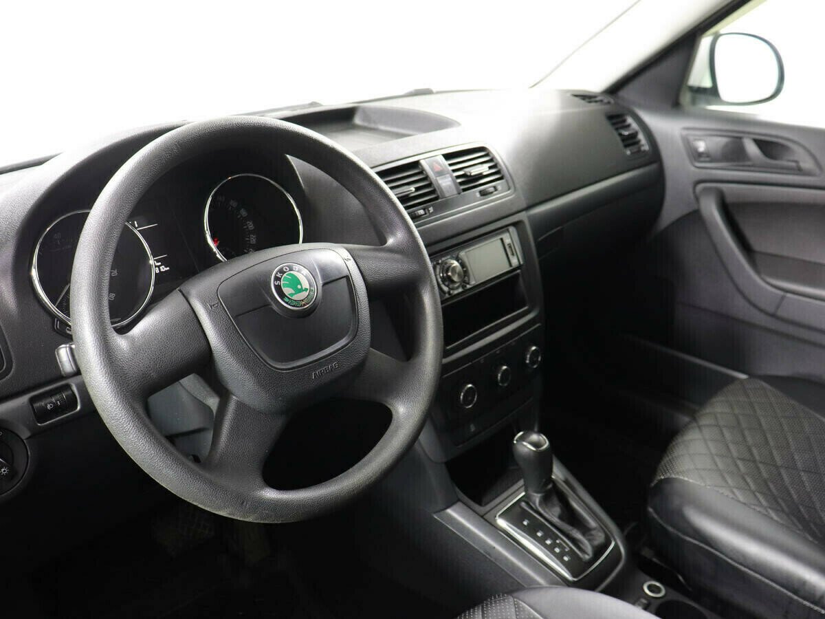 Skoda Yeti, 1.2 л, Робот, 2012 фото 7