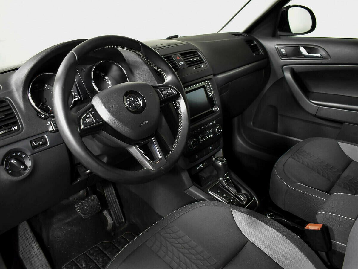 Skoda Yeti, 1.4 л, Робот, 2015 фото 7