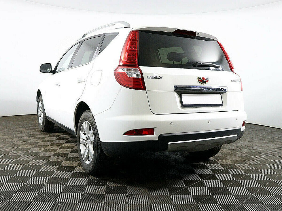 Geely Emgrand X7, 2.4 л, АТ, 2016 фото 5