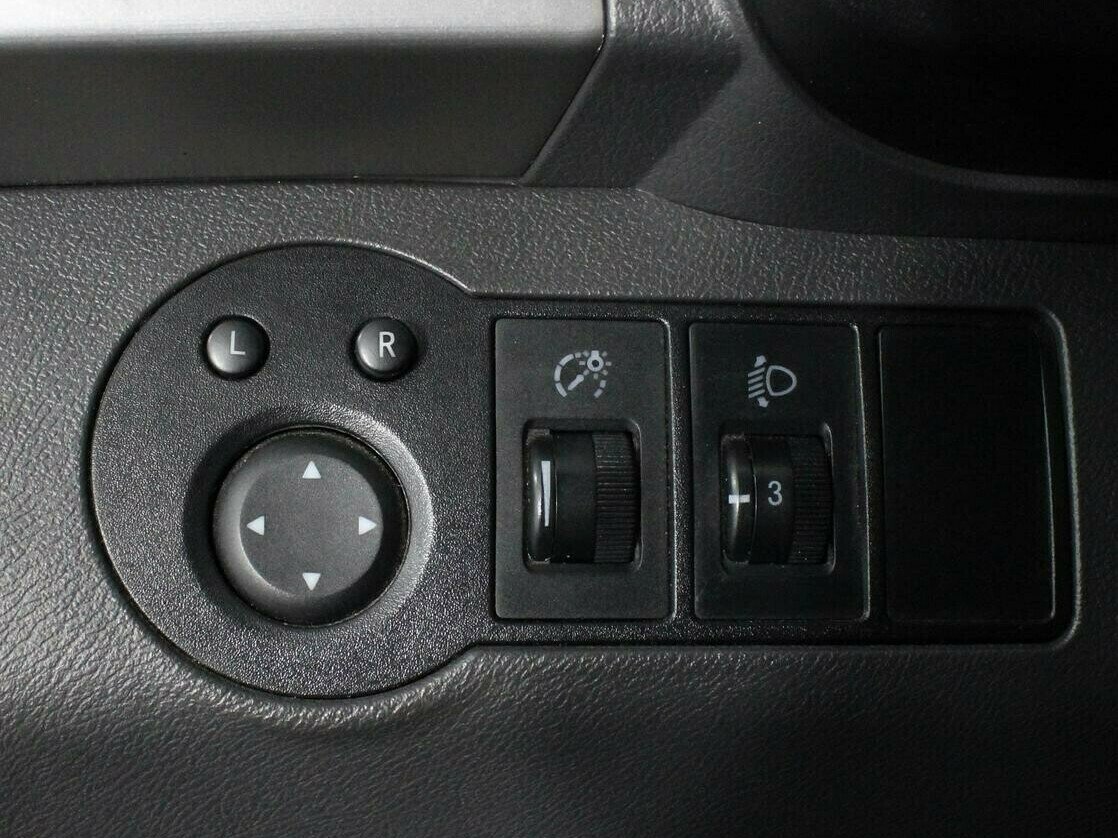 Chery Tiggo (T11), 1.9 л, Робот, 2015 фото 9