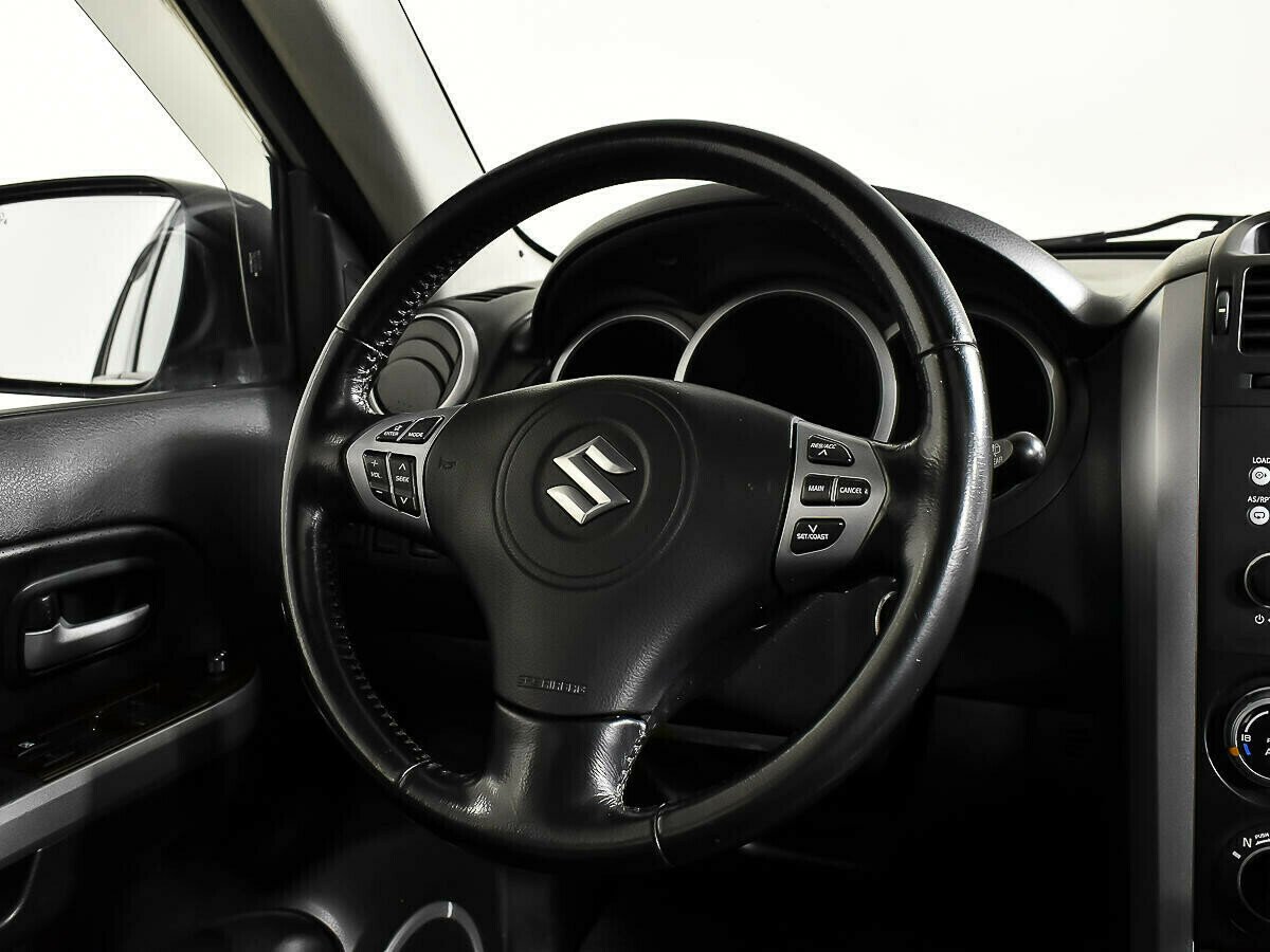 Suzuki Grand Vitara, 2.0 л, АТ, 2008 фото 8