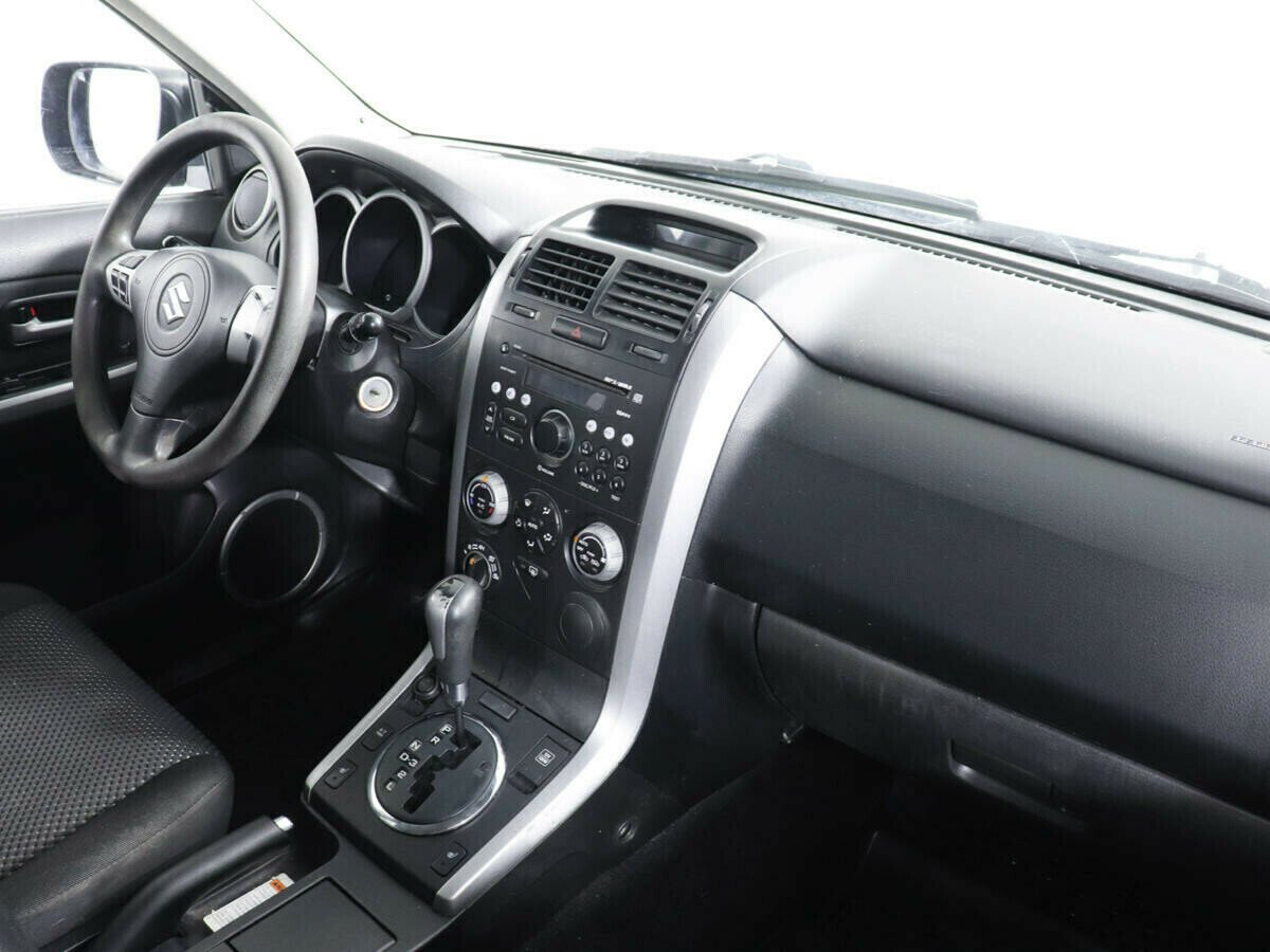 Suzuki Grand Vitara, 2.0 л, АТ, 2008 фото 2
