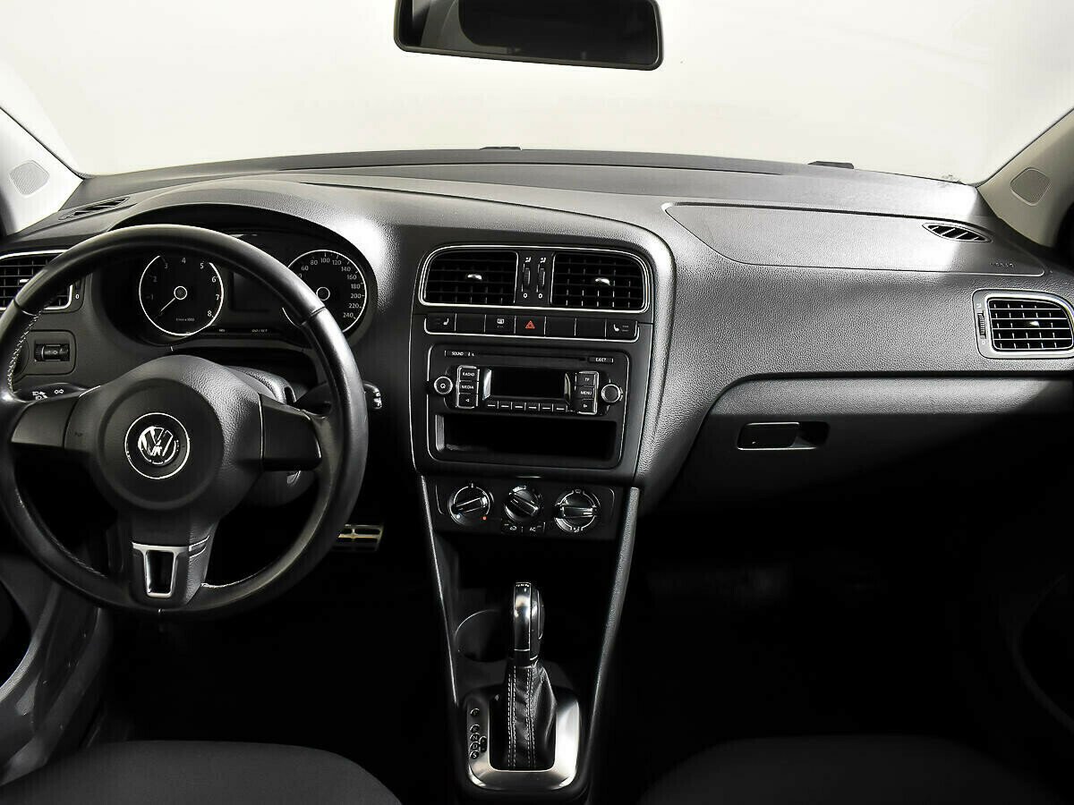 Volkswagen Polo, 1.6 л, МТ, 2011 фото 7